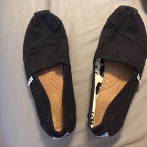Toms slip on shoes